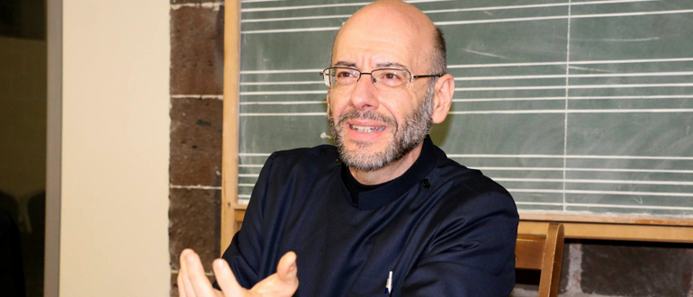 Fr. Daniel Findikyan